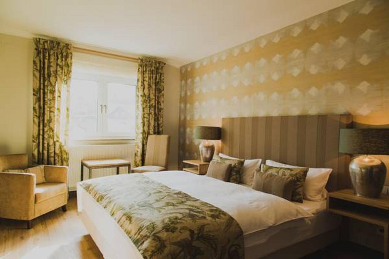 Hotel Weingut Hees - Landgasthof Zum Jaeger Aus Kurpfalz Auen